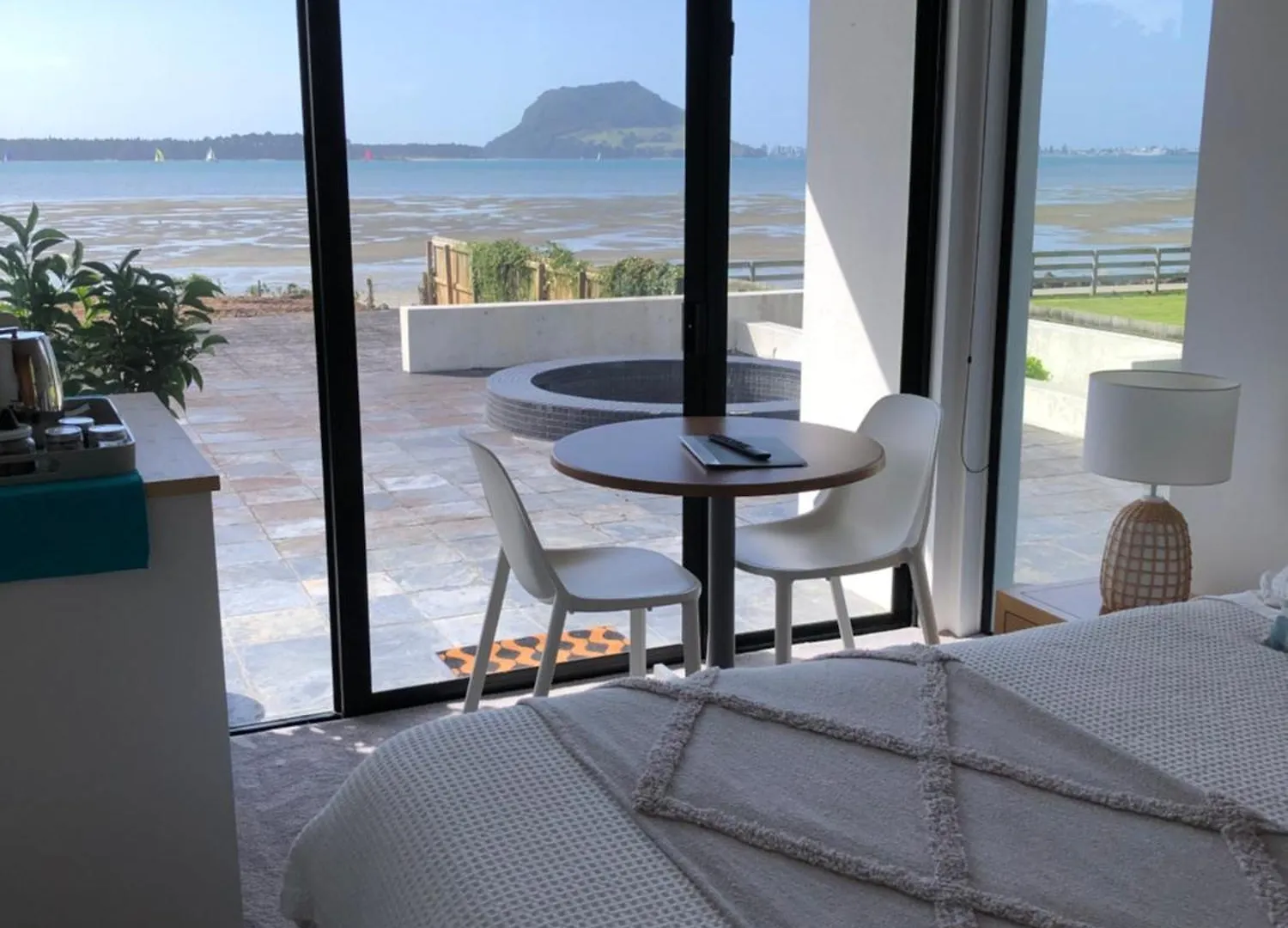 Guest Suite With Sea Views And Thermally Heated Hot Tub Tauranga New Zealand