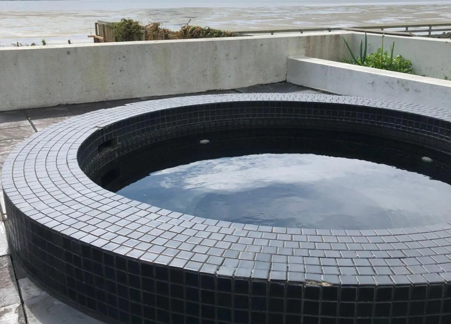 Guest house Guest Suite With Sea Views And Thermally Heated Hot Tub Tauranga